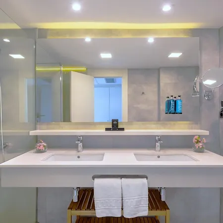 Hotel Calipolis 4*