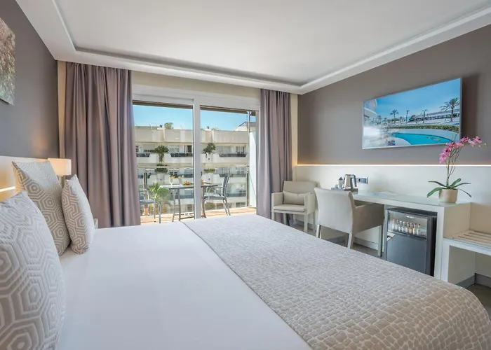 Hotel Calipolis 4*