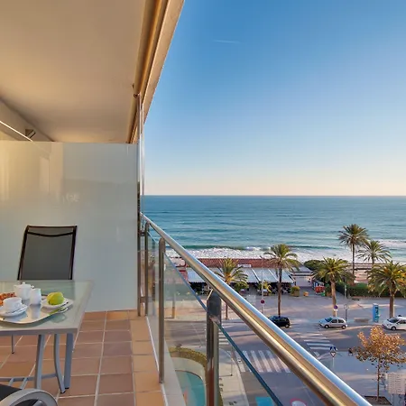 カリポリス 4* シッチェス