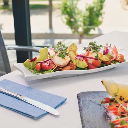 カリポリス ホテル 4*